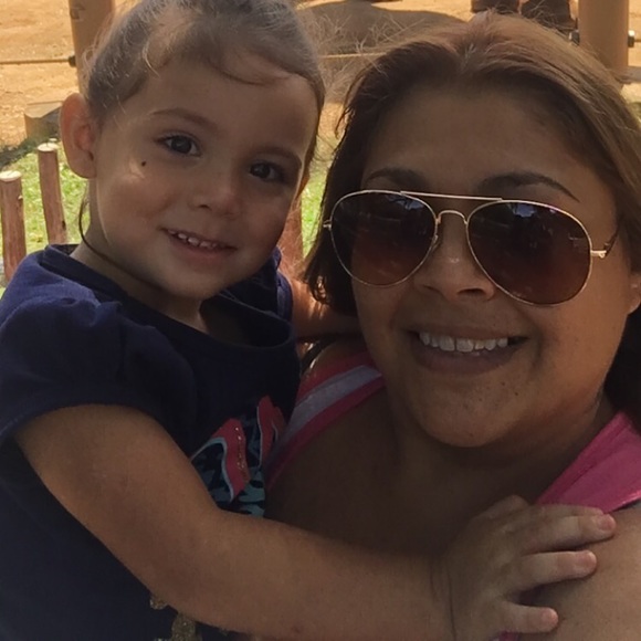 Meet your Posher, Annette - Picture 1 of 1